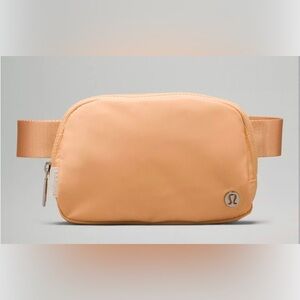 Lululemon 1L Everywhere Belt Bag Summer Glow Carmel